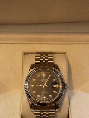 Rolex - 36 mm Stainless Steel Datejust watch with Jubilee Bracelet and Diamonds